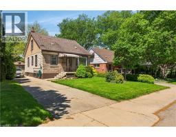 16 BRODICK Street - 2