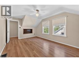 16 BRODICK Street - 22