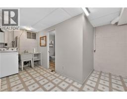 16 BRODICK Street - 33