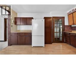 16 BRODICK Street - 7