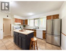 192 QUEEN Street E - 12