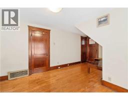 151 LOUISA Street - 25