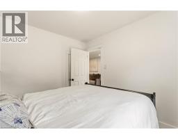 27 EDINBURGH Avenue - 12
