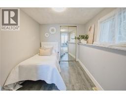 68 RIVERSIDE Drive - 22