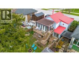 68 RIVERSIDE Drive - 44