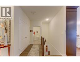 575 ALBERT Avenue N UnitNo. 19 - 14