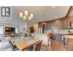 575 ALBERT Avenue N UnitNo. 19 - 18