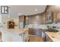 575 ALBERT Avenue N UnitNo. 19 - 19