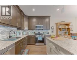 575 ALBERT Avenue N UnitNo. 19 - 21