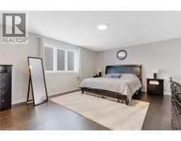 237 WATERBEND Crescent - 35