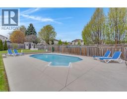 237 WATERBEND Crescent - 45