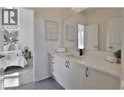 37 NORTH PARK Boulevard - 32