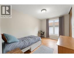 383 BRANTWOOD PARK Road - 24
