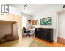 262 OAKWOOD Crescent - 22