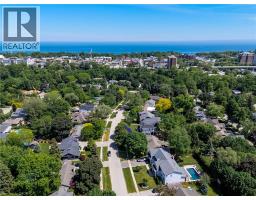 262 OAKWOOD Crescent - 3