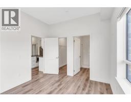 251 NORTHFIELD Drive E UnitNo. 102 - 15