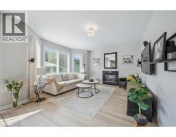 79 ZIEMAN Crescent - 10
