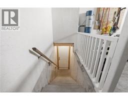 11 GREENBRIAR Court - 24