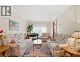 11 GREENBRIAR Court - 3