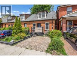 30 SUNSET Avenue - 1