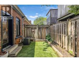 30 SUNSET Avenue - 36