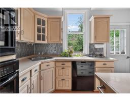 225 HESS Street S - 15
