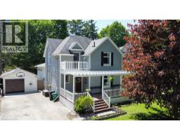 9 PARK Avenue W - 1
