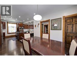 9 PARK Avenue W - 15