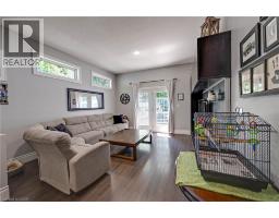 9 PARK Avenue W - 16
