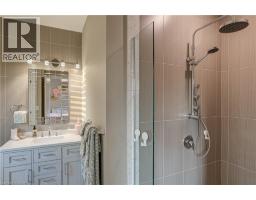 100 SENECA Drive - 31