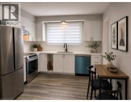 582 CHAMBERLAIN Road - 12