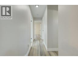 582 CHAMBERLAIN Road - 16