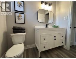 582 CHAMBERLAIN Road - 25