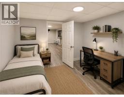 582 CHAMBERLAIN Road - 38