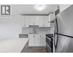 4 VIGER Drive - 7