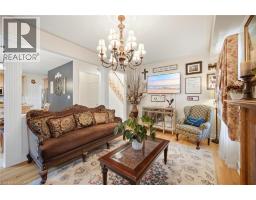 1021 HEMSTREET Crescent - 13