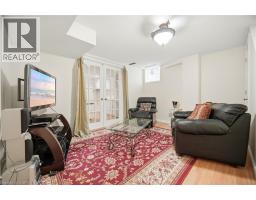 1021 HEMSTREET Crescent - 41
