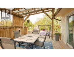 25 GREENOCK Drive - 11