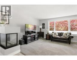 25 GREENOCK Drive - 7