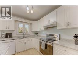 71 PINECREST Drive - 12