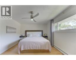 71 PINECREST Drive - 21