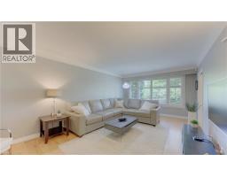 71 PINECREST Drive - 9