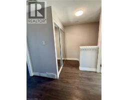 25 UPPER CANADA Drive UnitNo. 30 - 11