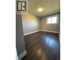 25 UPPER CANADA Drive UnitNo. 30 - 15