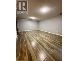 25 UPPER CANADA Drive UnitNo. 30 - 17