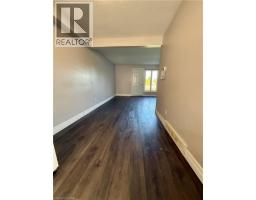 25 UPPER CANADA Drive UnitNo. 30 - 7