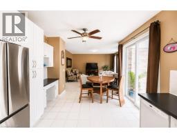 71 DELLGROVE Circle - 13