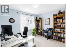71 DELLGROVE Circle - 25