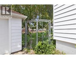 119 CHURCH Street E - 37