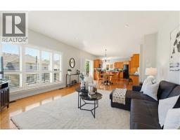 822 BIRCHMOUNT Drive - 16